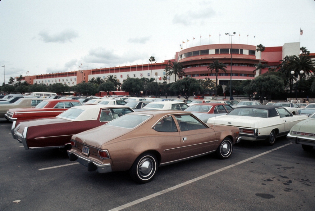 Hollywood Park Race Track May, 1977 - Inglewood Public Library Collection